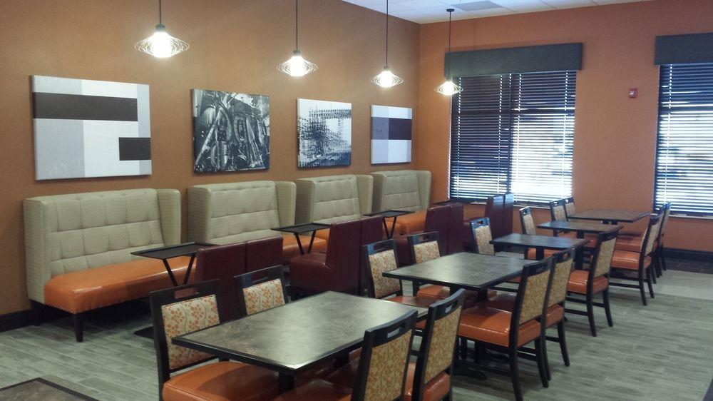 Best Western Plus North Platte Inn & Suites Εξωτερικό φωτογραφία